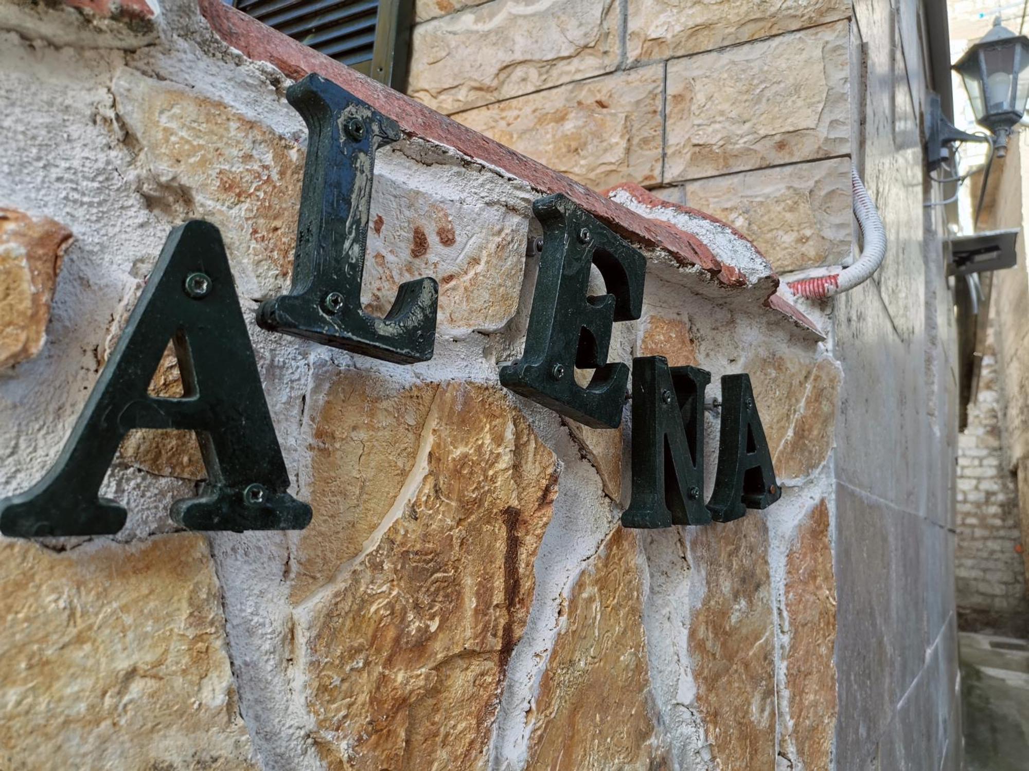 Apartment Alena With Terrace And Garden Center Jelsa Jelsa  Exterior foto